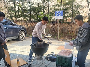 고기 후원 및  봉사 -" 테드스토리" 직원 일동